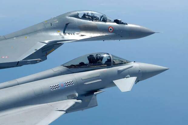 Главная цель переговоров Турции с Катаром и Оманом – закупка истребителей