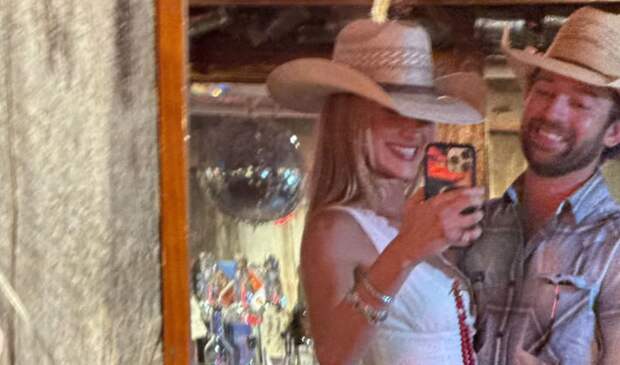 Белла Хадид снова одна: как модель завершила отношения с Аданом Бануэлосом