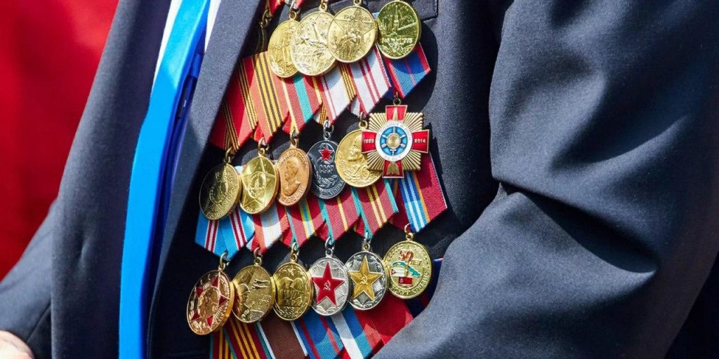 Собянин: Строгий домашний режим не помешает поздравить ветеранов с 9 Мая/ Фото mos.ru