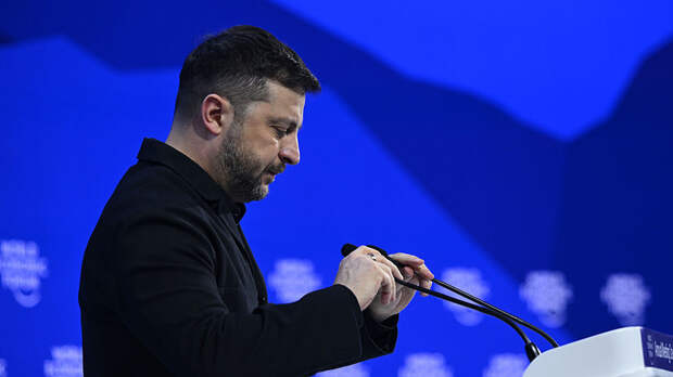 Глава МИД Ирана заявил Зеленскому об усталости мира от «бестолковых клоунов»