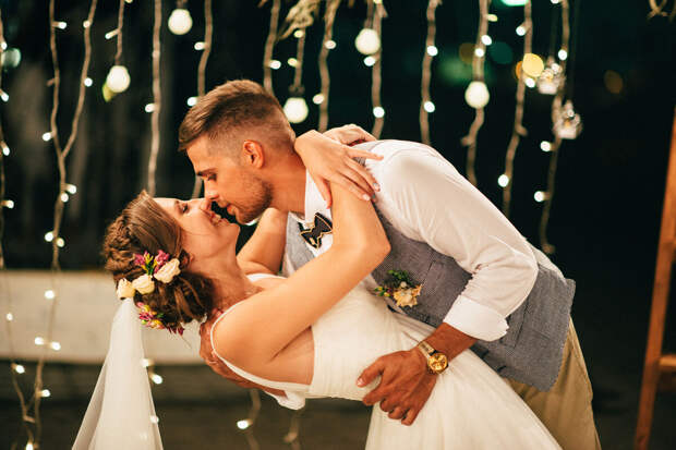 Синоптик Позднякова: июньская погода лучше всего подходит для свадьбы