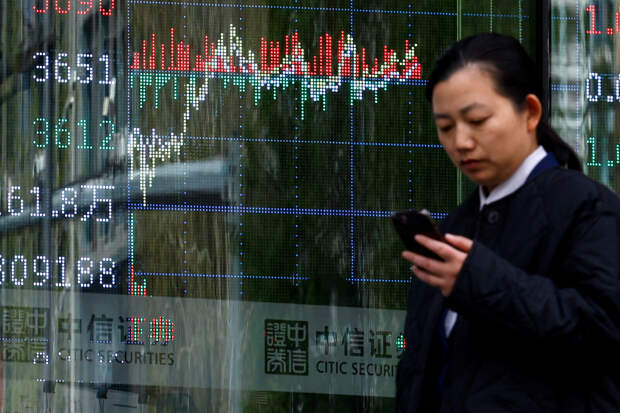 Мировые рынки залихорадило из-за новых угроз Трампа