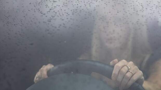 Забудьте о мутном лобовом стекле: радикально решить проблему без лишних затрат