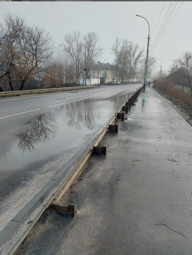 На отремонтированной в прошлом году в Тамбове улице образуются огромные лужи