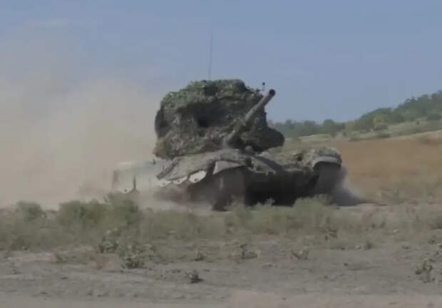 Пошли в обход: военкор считает что ВС РФ определили ключевые участки дальнейшего наступления на Покровском направлении