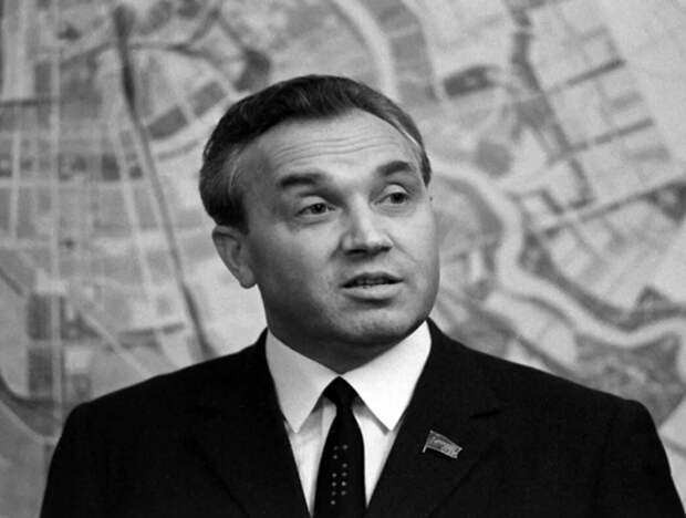 Григорий Романов (1923-2009). Фото из открытого доступа