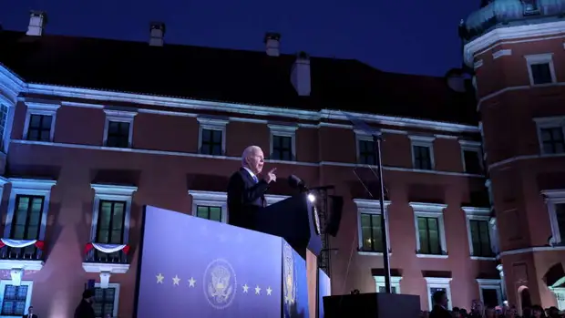 Байден заявил, что доллар стоит 200 рублей