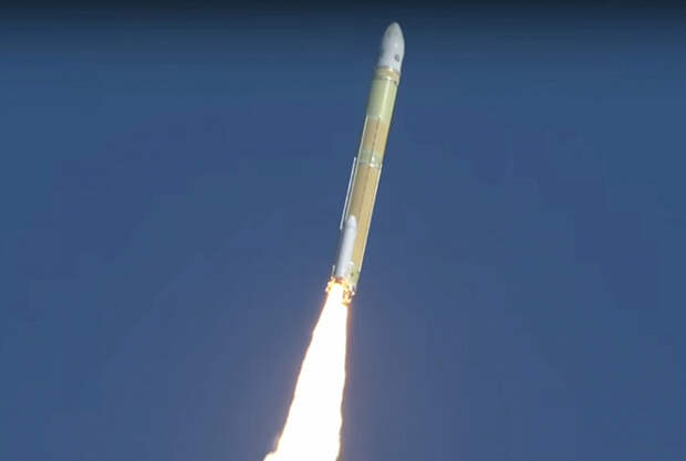 Спутник отвалился от ракеты прямо в полете: в Японии назвали вероятную причину аварии ракеты H3