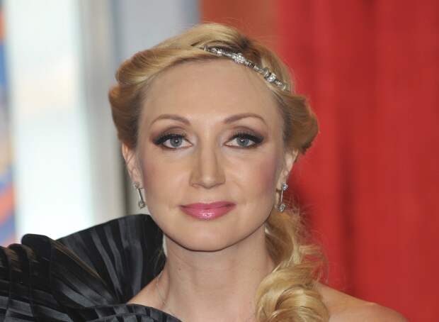 «Перелетная птица». Как Кристина Орбакайте ушла от Преснякова и Байсарова, обрела любовь и покинула Россию