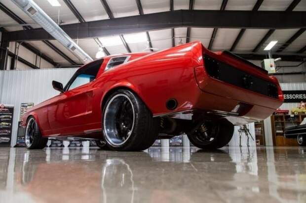 Ford Mustang Fastback 1967 от Ringbrothers как произведение искусства