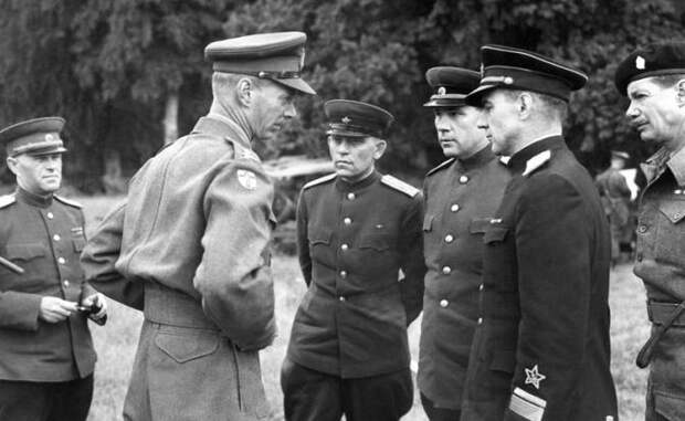 Миссия в Лондоне: Контр-адмирал Харламов, действуя «на земле», добывал сведения под носом британцев