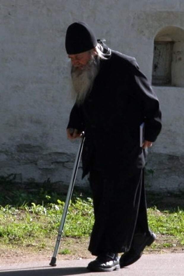 3528972_Monah_Samyil_v_miry_Malkov_Aleksei_Ivanovich (300x450, 87Kb)