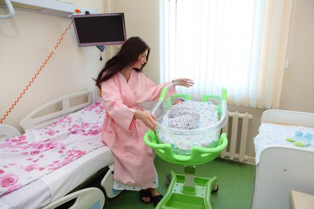 Россиянам предложили самим выбрать меры поддержки рождаемости