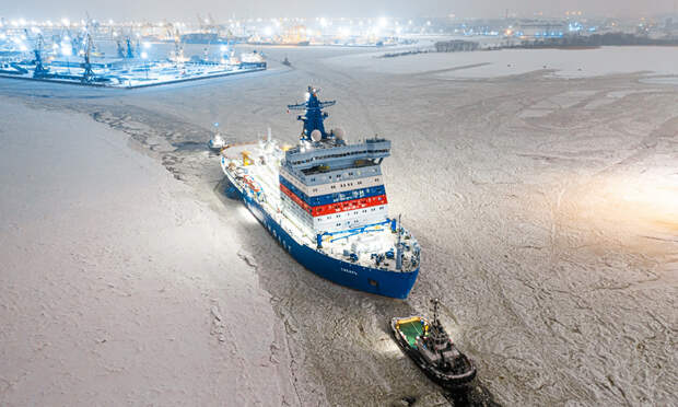 Финляндия официально попросила Россию спасти финские суда.