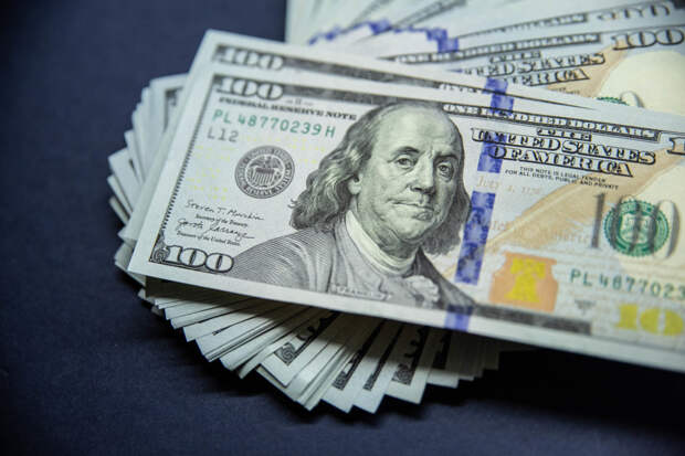 Конгрессмен Мэсси: Рост инфляции вынуждает страны отказываться от доллара