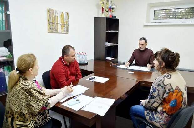 Депутат ЗСК Виктор Тепляков провёл очередной приём граждан