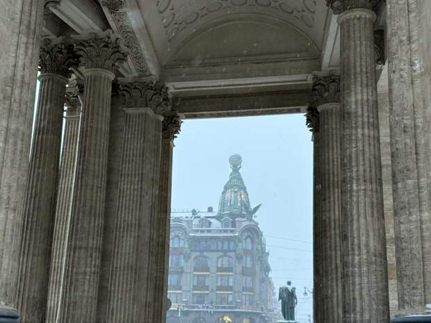 Мокрый снег, ветер и облачность ждут жителей Петербурга 4 марта