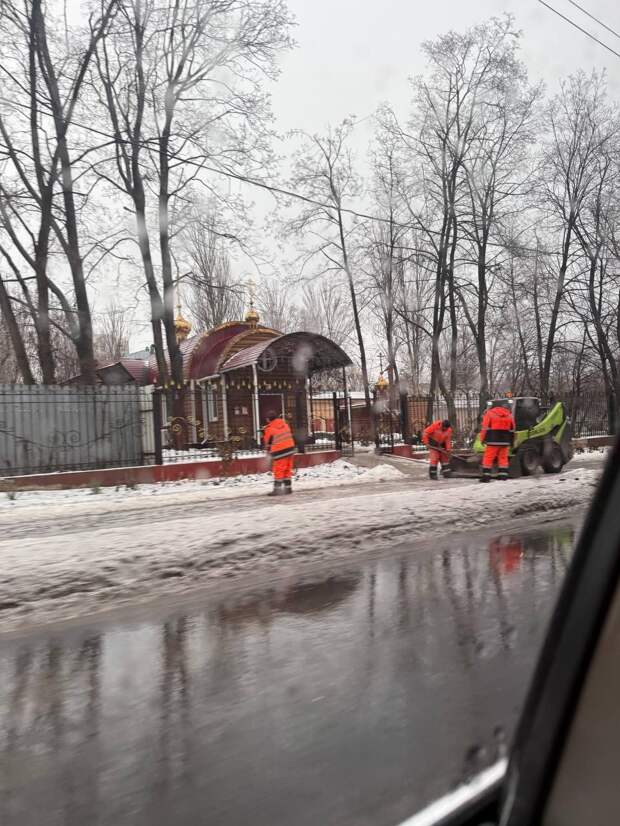 В Донецке проснулись коммунальщики