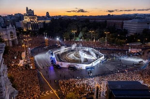Более полумиллиона болельщиков «Реала» посетили парад по случаю победы в Лиге чемпионов