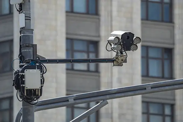 Житель Барнаула получает штрафы из Новосибирска из-за машины-двойника