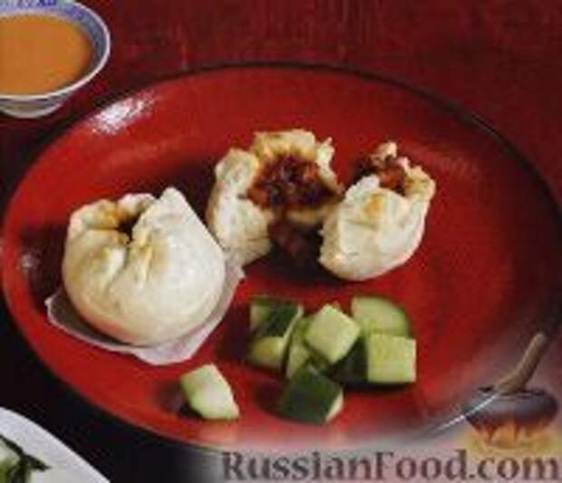 Фото к рецепту: Китайские пирожки с мясом, приготовленные на пару