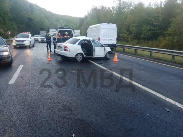 Страшная авария под Горячим Ключом: погибла молодая пара