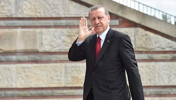 Президент Турции Реджеп Тайип Эрдоган перед началом саммита НАТО в Варшаве. Архивное фото