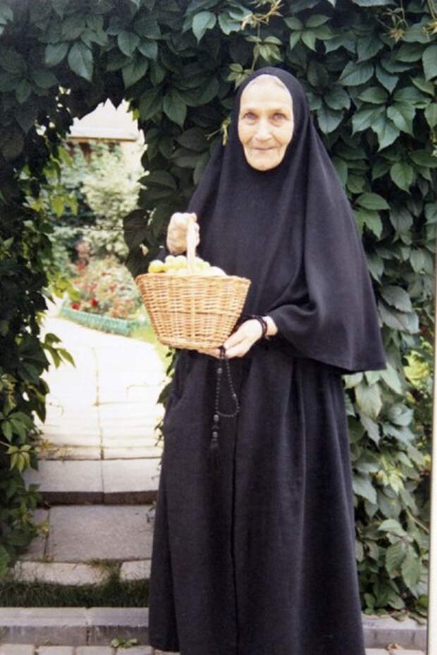 Монахиня из разведки