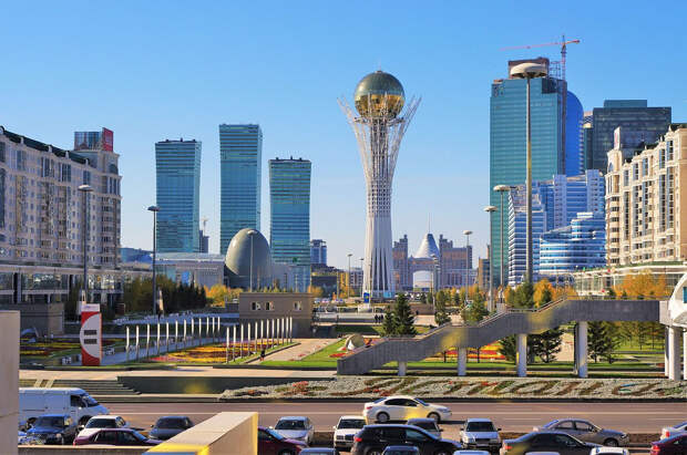 Религиовед из Казахстана возмутился соседством захоронений мусульман и христиан