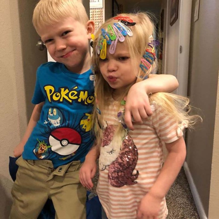 Мальчик вступился за 4-летнюю сестренку, на которую напала агрессивная собака – и получил 90 швов
