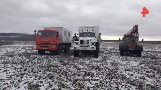 Устранением свалки из мусора на реке на Ставрополье занялись спасатели