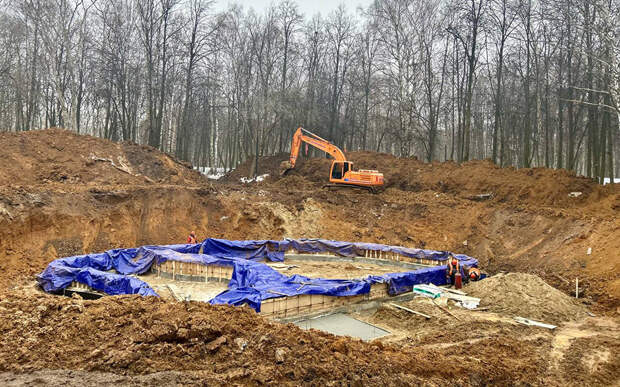В Рязани продолжается благоустройство улицы Павлова и ЦПКиО