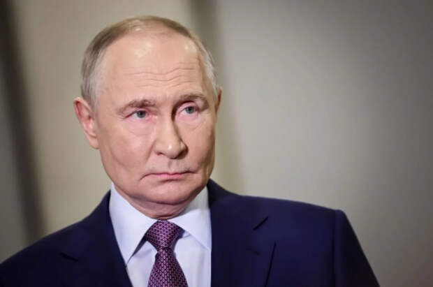 Путин рассказал о строительстве атомных ледоколов в России