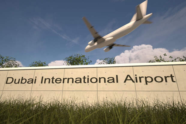 В Дубае сообщили о постепенном возобновлении авиарейсов после ночной атаки БПЛА