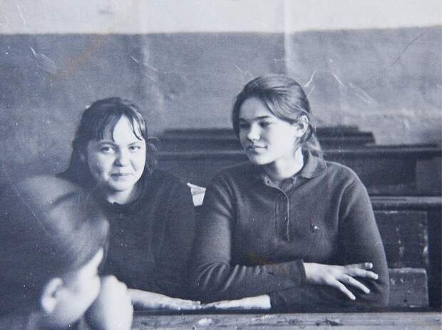 На перемене Роберт Вилл, 1970 год, Тюменская обл., Викуловский р-н, с. Коточиги, из архива Татьяны Белоглазовой.