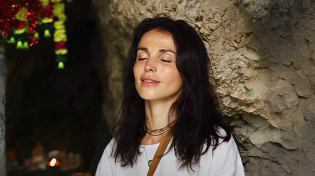 Секта или путь к просветлению? Почему Сати Казанова пугает фанатов новым образом жизни