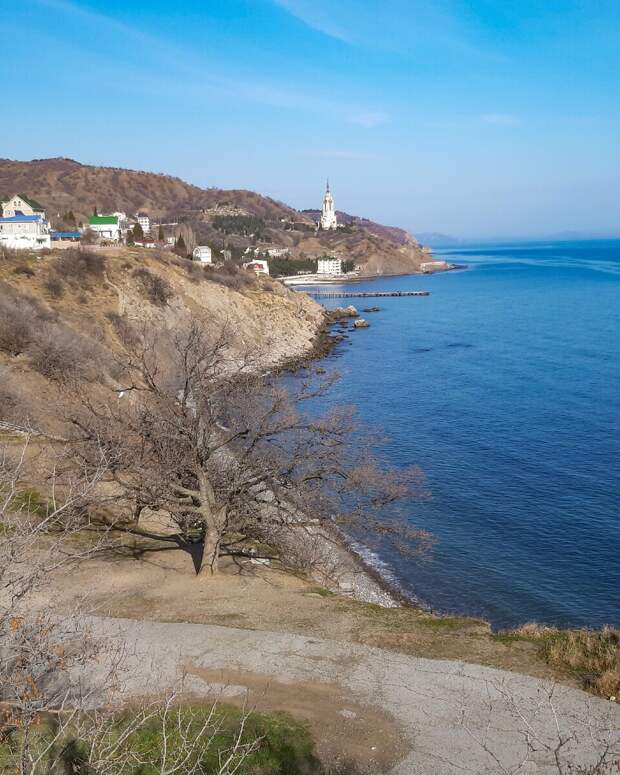 Переезд-многоходовочка. Из Хабаровска до Крыма за 2 недели. С 2мя котами.