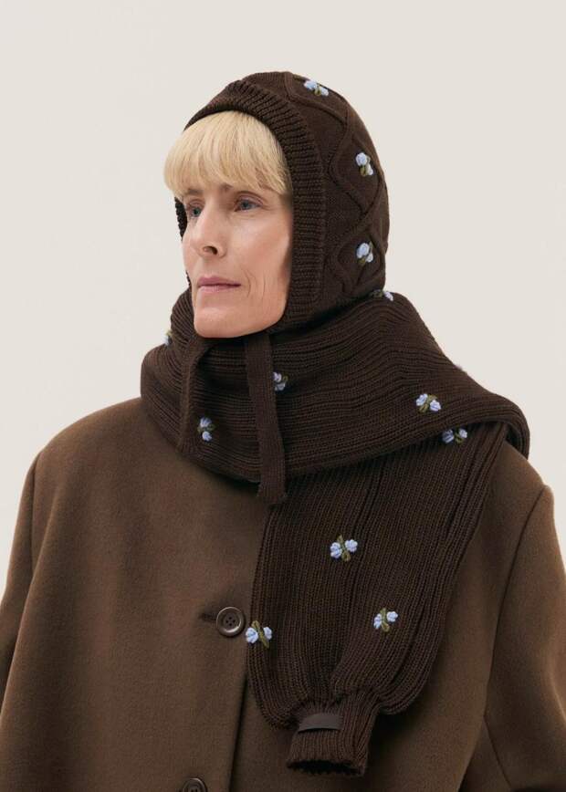 Чепчик на завязках Meadow, Azalié, 7200 руб. (azaliethebrand.com)