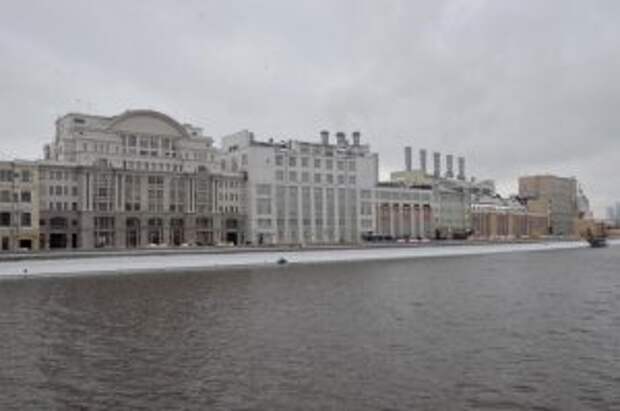 Космодамианскую набережную начнут благоустраивать весной 2020 года. Фото: Анна Быкова