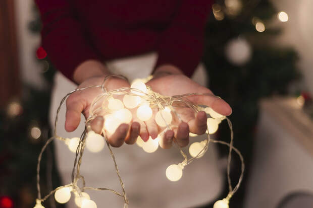 Офтальмолог Казанцев: гирлянды могут создавать скрытую нагрузку на ваши глаза