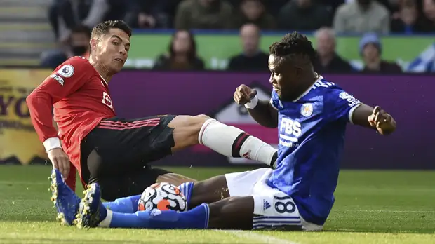 «Манчестер Юнайтед» уступил «Лестеру» в матче АПЛ