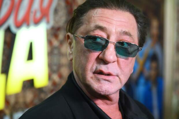 Названа причина долгой продажи особняков Сигала и Лепса в Подмосковье