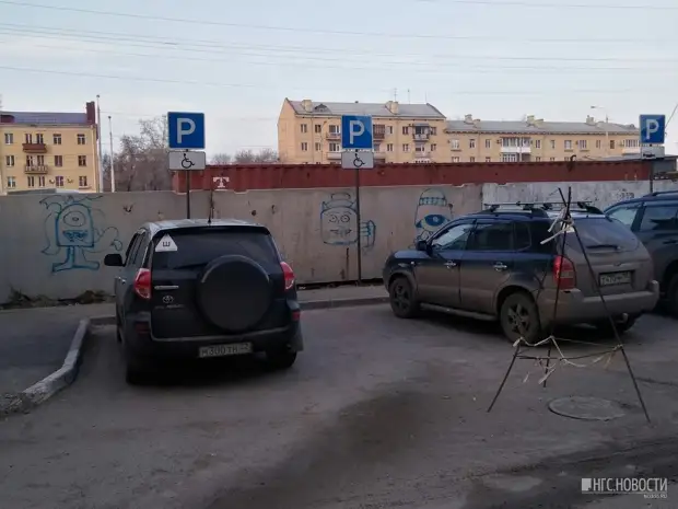 гении парковки. автохам красноярск. автохамы красноярск. автохам йошкар. авто омск.