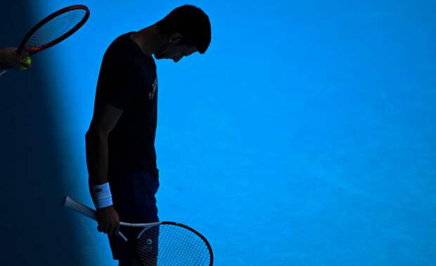 Недолго Джокович оставался на свободе… Как австралийские власти нанесли по легенде тенниса новый удар