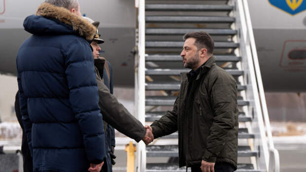 Зеленский пытается выиграть время через референдум и перемирие