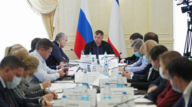 Вице-премьер Марат Хуснуллин не собирается увольнять крымских чиновников