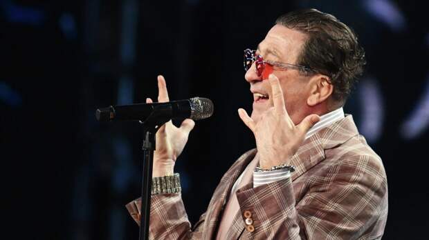 Лепс отказался поздравлять женщин с 8 марта