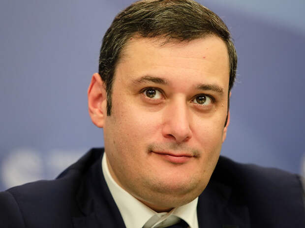 Хинштейн намерен засудить Жириновского за антисемитские высказывания Хинштейн намерен засудить Жириновского за антисемитские высказывания