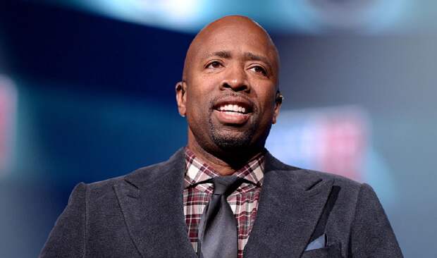 Kenny Smith on the beach