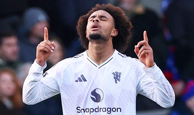 Агент нападающего «Манчестер Юнайтед» предложил услуги игрока «Ювентусу»